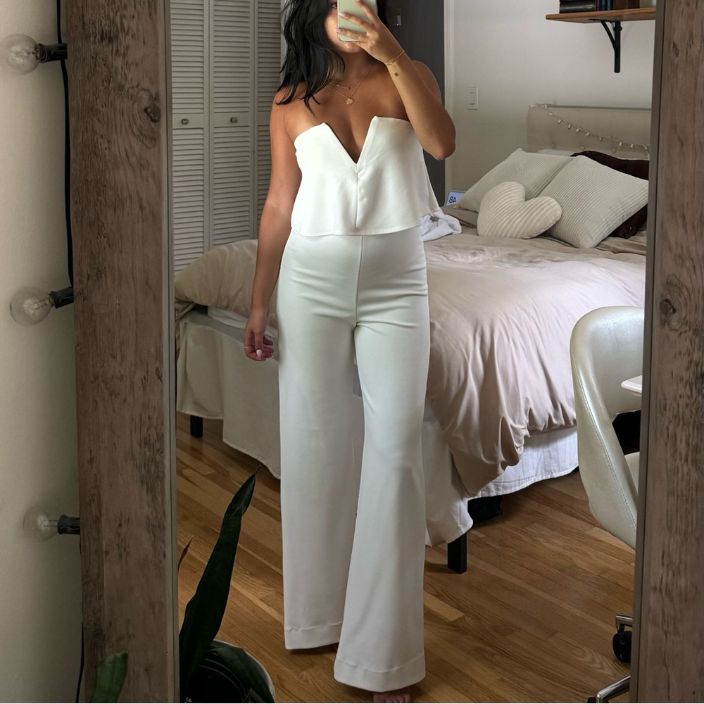 ❌SOLD❌ LULU’S - Power of Love Strapless V-Neck White Jumpsuit
